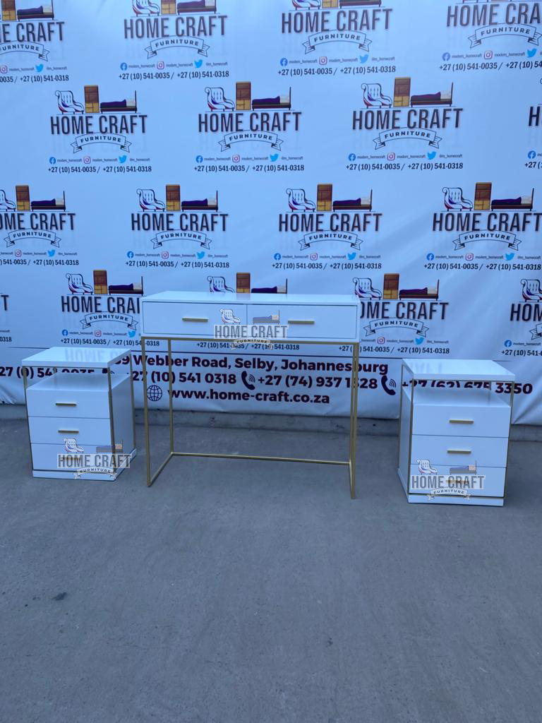 Dresser & Pedestals Combo