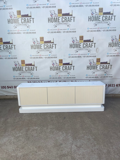 3 Drawer Tv Stand (With Lines)