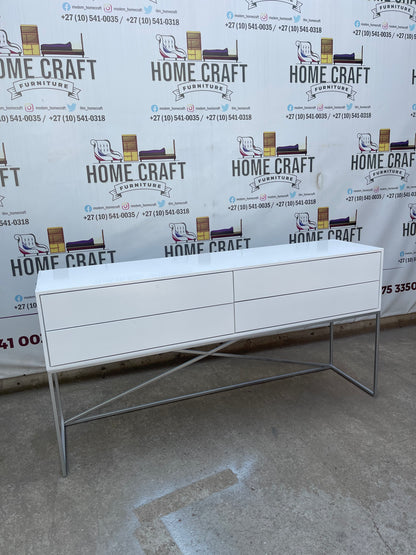 Kedi Sideboard Table