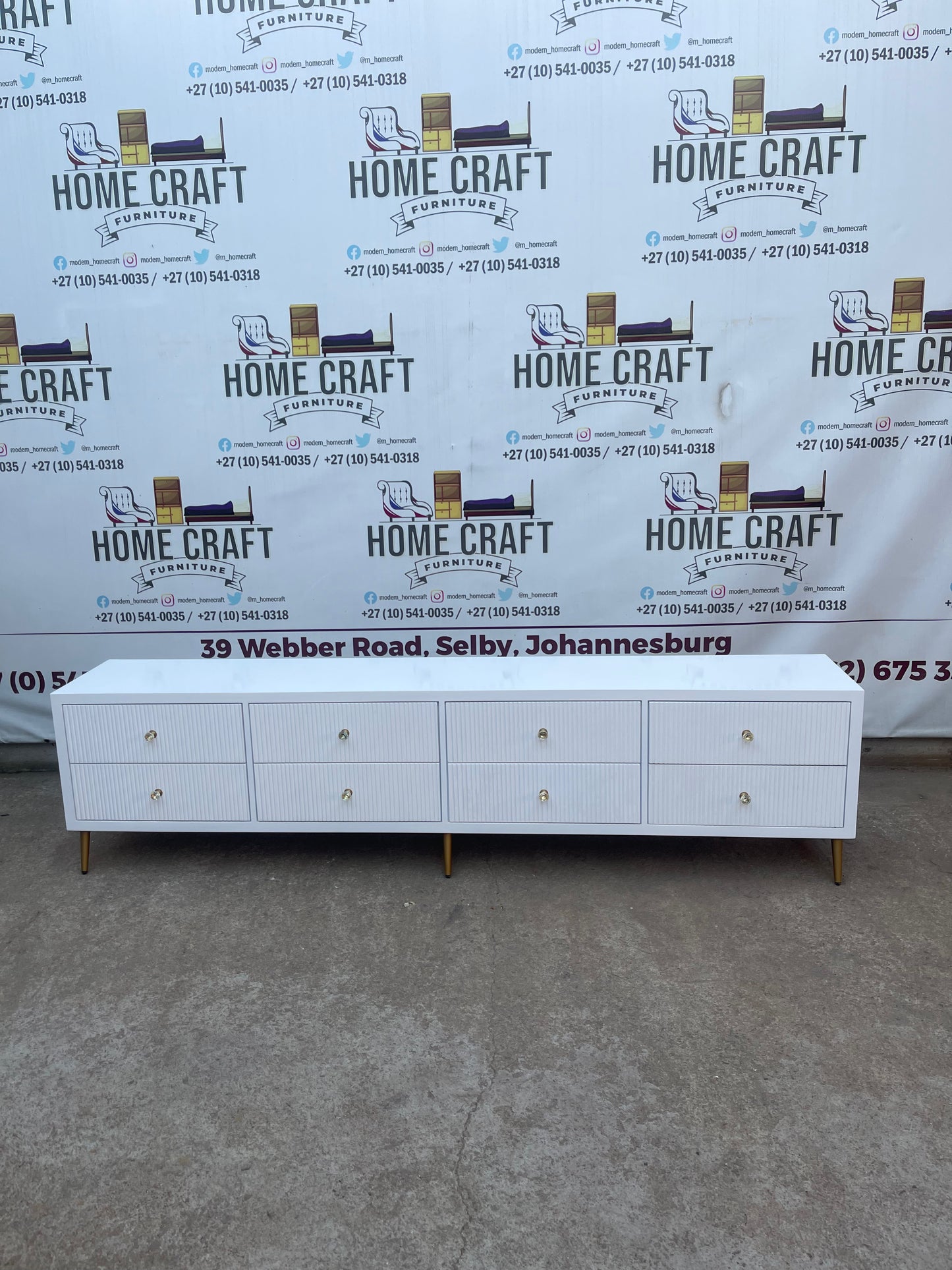 8 Drawer Tv Stand (With Lines Design)