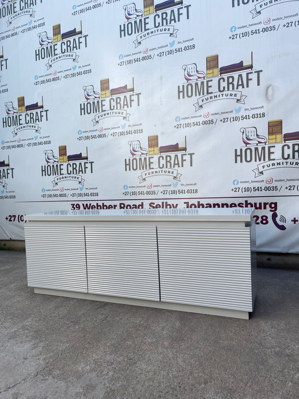 Hazel 3 Drawer Tv Stand With Horizontal Lines Design