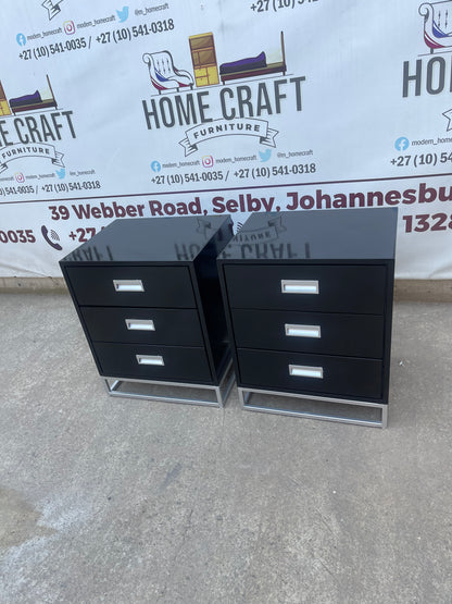 3 Drawer Pedestals With Centre Hole Handles