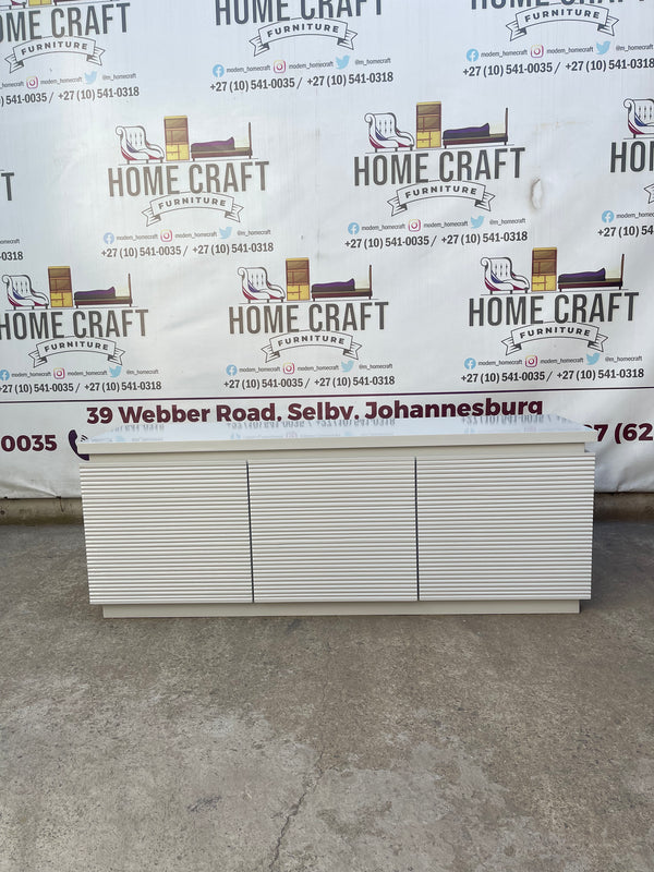 Hazel 3 Drawer Tv Stand With Horizontal Lines Design