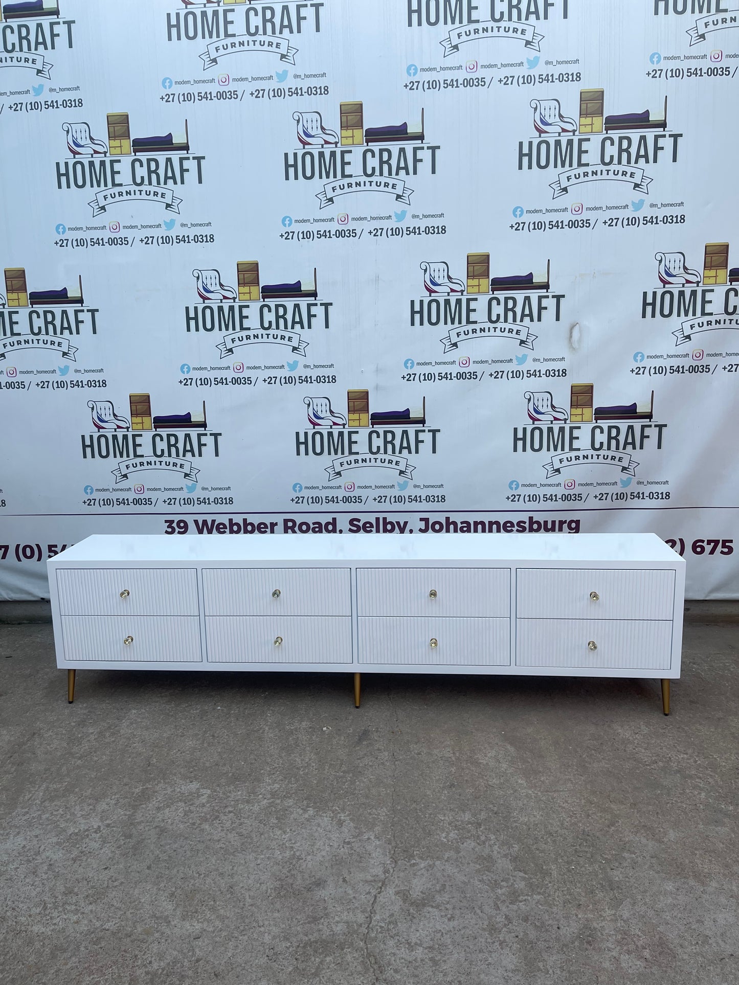 8 Drawer Tv Stand (With Lines Design)