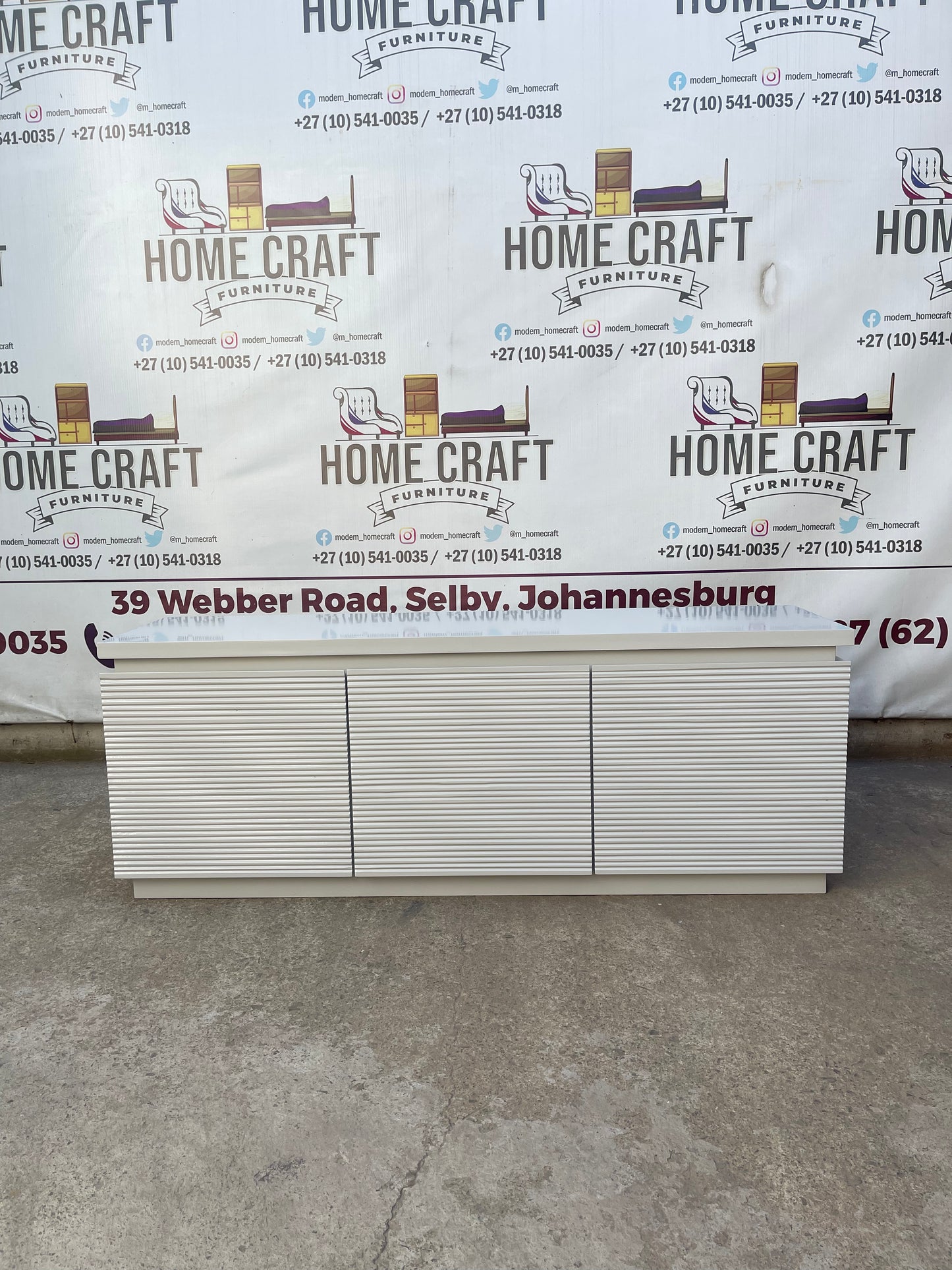 Hazel 3 Drawer Tv Stand With Horizontal Lines Design